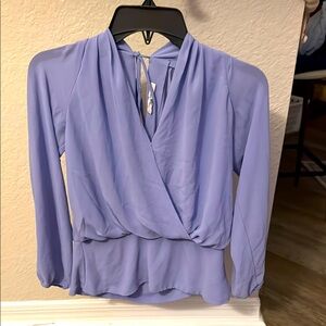 5 for $20 🌹 Elegant Lavender Women's Top